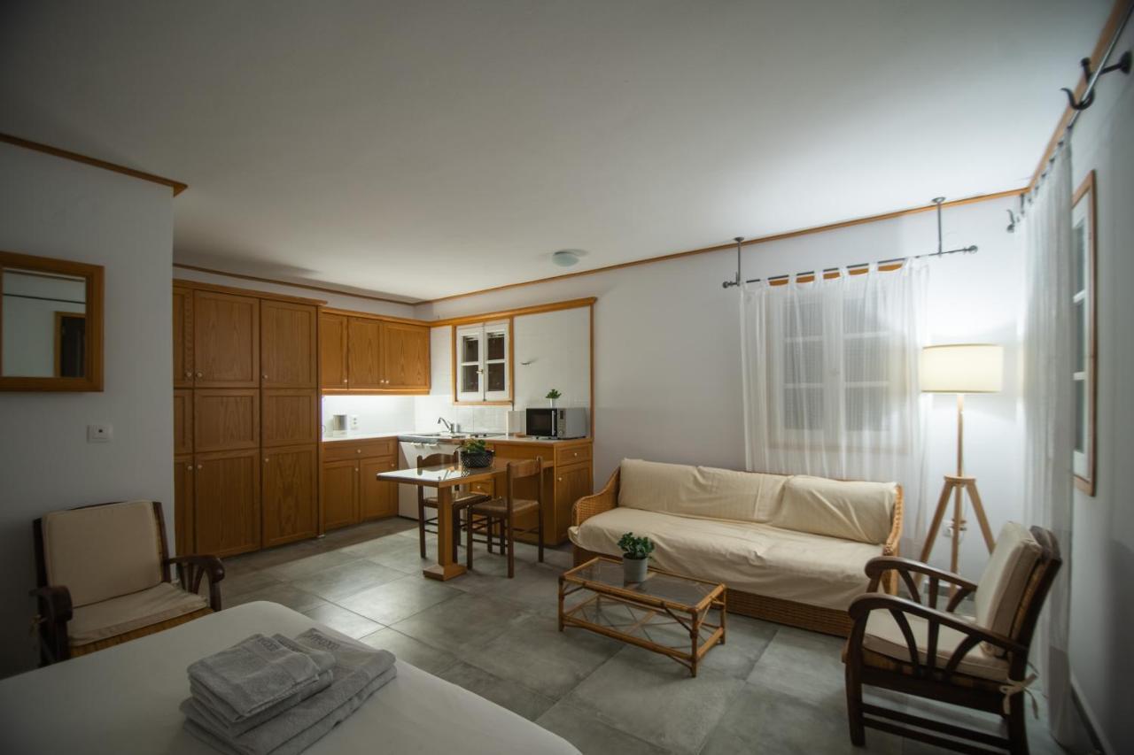 Lotos Beach Home Kini Bagian luar foto